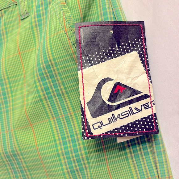 NWT QUICKSILVER MEN’S SHORT SIZE 27 GREEN - Picture 5 of 14
